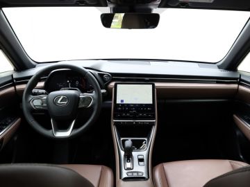 Lexus LBX